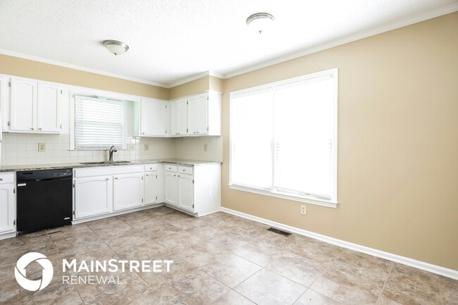 Photo - 1001 Sequoia Dr