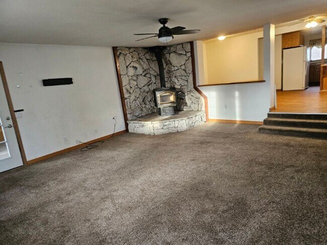 Photo - 3Br/1 Bath Home in Susanville