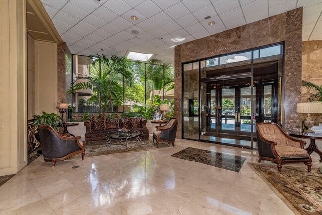 Building Photo - 3525 Sage Rd Unit 1402