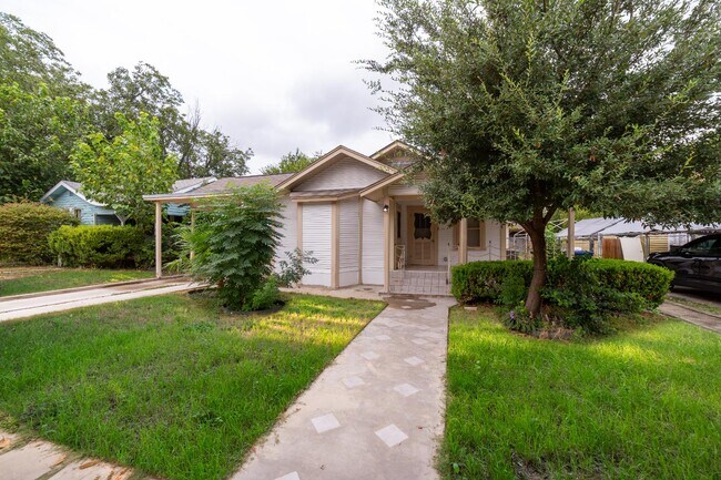 Photo - 1927 Lee Hall St