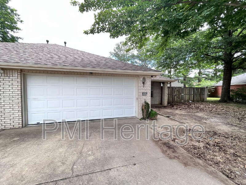 Photo - 886 N Daisy Ln