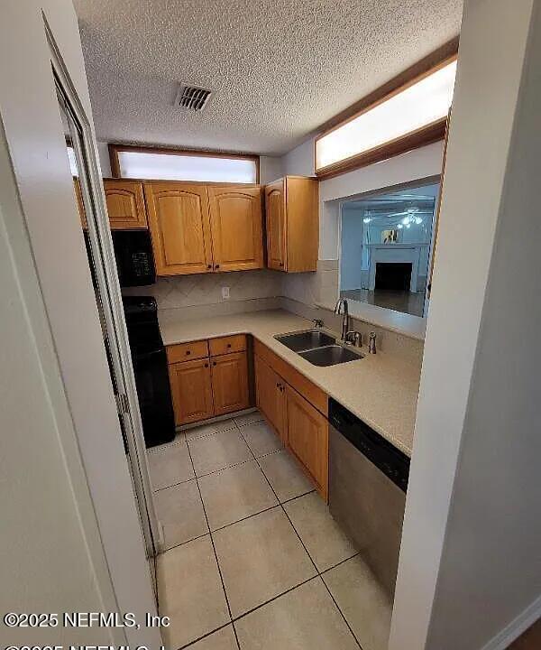 Building Photo - 3801 Crown Point Rd Unit 2072