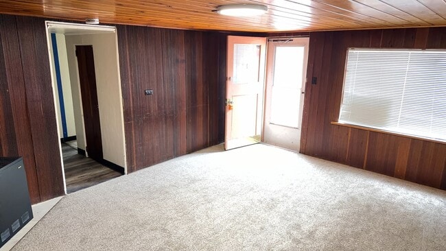Photo - 206, 206 1/2 &amp; 208 Pilot Knob Avenue Unit 206