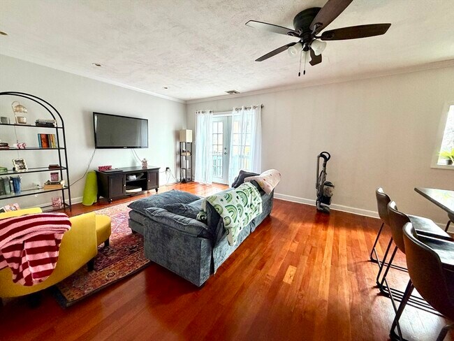 94 Florida St Unit 3