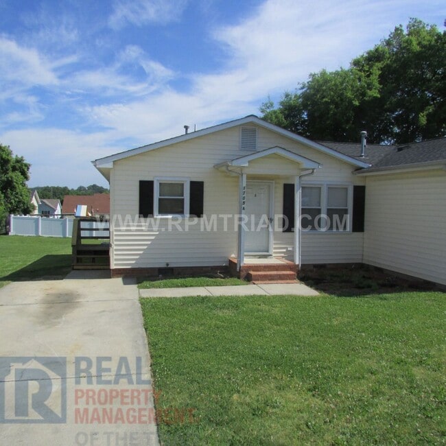 Photo - 1705 10th St Apartment Unit A