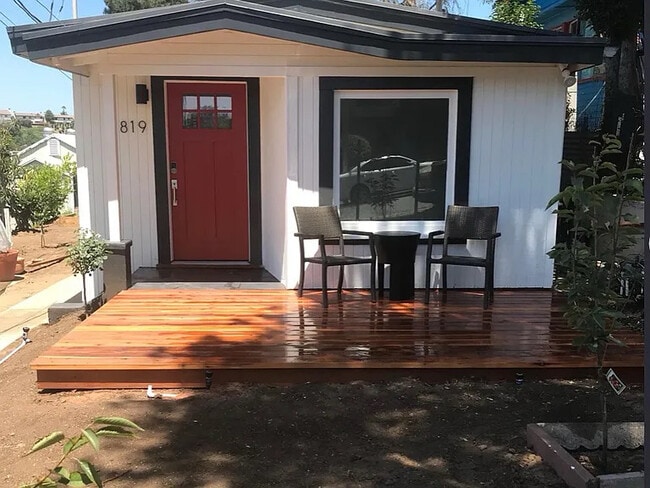 Photo - 1819 N Alvarado St Casa