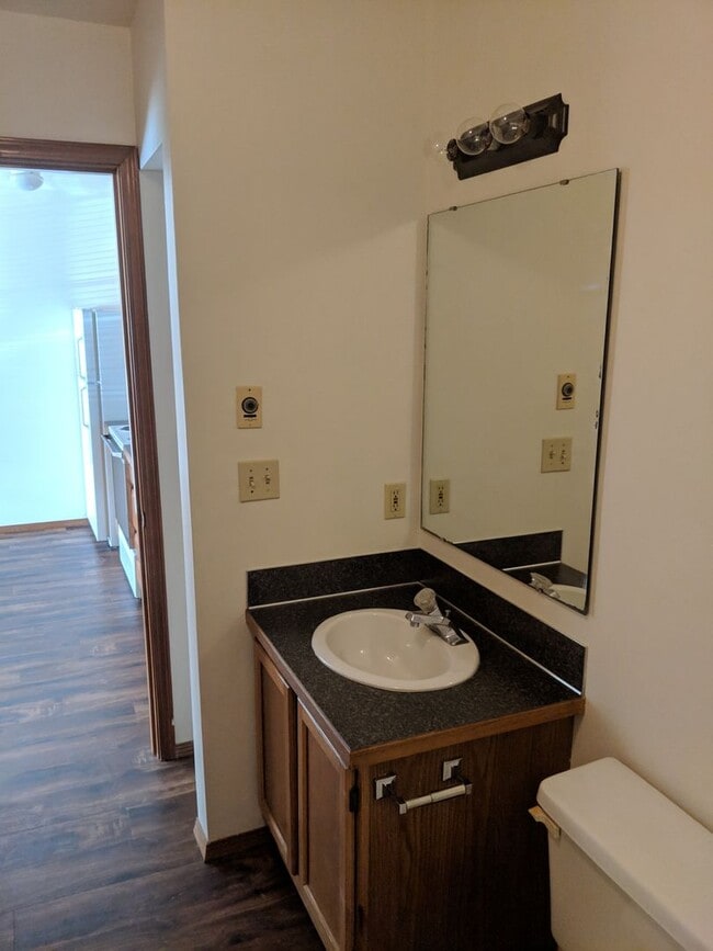 Spacious Studio with bonus storage - Spacious Studio with bonus storage Apartment Unit 3339-5