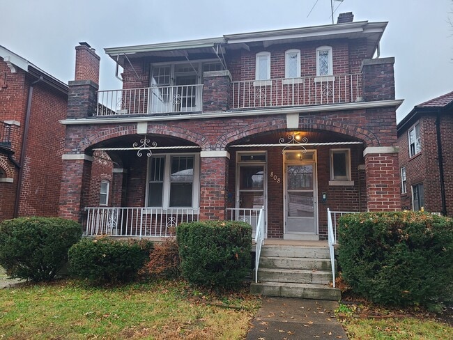 Building Photo - 808 Pennsylvania Ave Unit A 1st floor