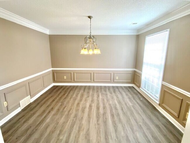 Photo - Now Leasing 4 bedroom 2.5 bath home-Southeast Memphis