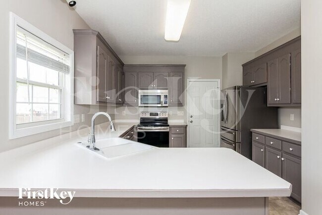 Photo - 721 Summey Farm Dr