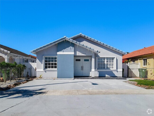 Building Photo - 6952 W 25th Ct Rental