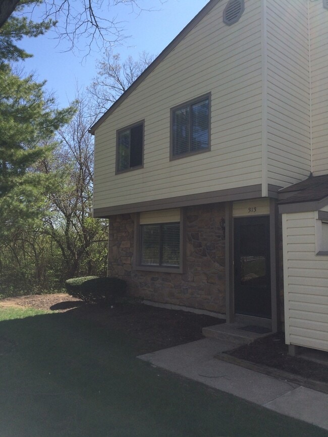 Photo - Rosewood Condominiums