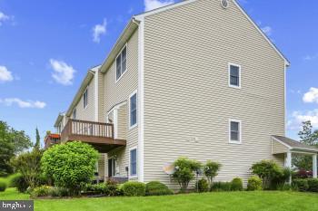 Photo - 312 Blenny Ln