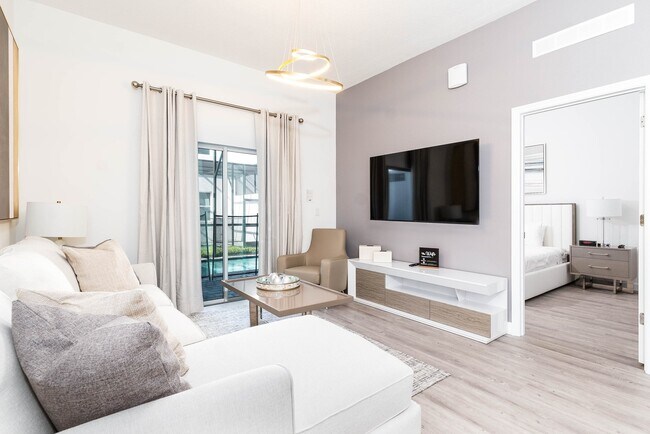 Photo - 395 Famagusta Dr