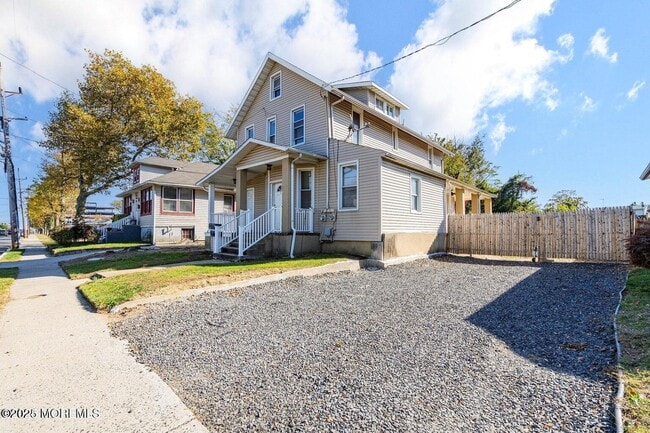 Photo - 118 Joline Ave