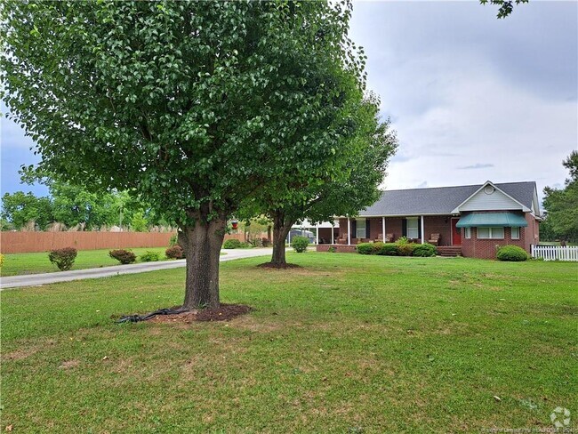 Building Photo - 566 Canady Rd Rental