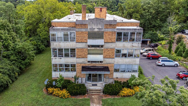 Photo - 4028 Ledgewood Dr Apartamentos