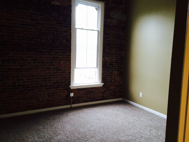 135 S Main St Unit 135 South Main