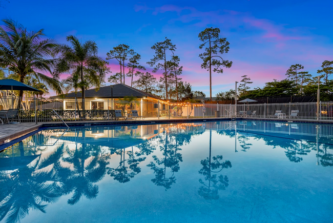 Wellington, FL apartment homes | Palm Court at Wellington Apartments | Apartments for rent in Wellington, FL - Palm Court at Wellington Apartments