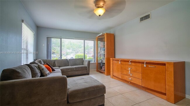 Photo - 11101 SW 15th Mnr