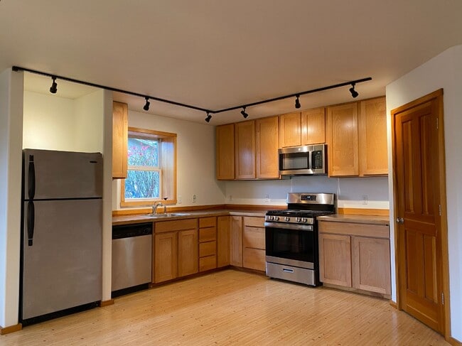 Photo - Close to Providence Hospital