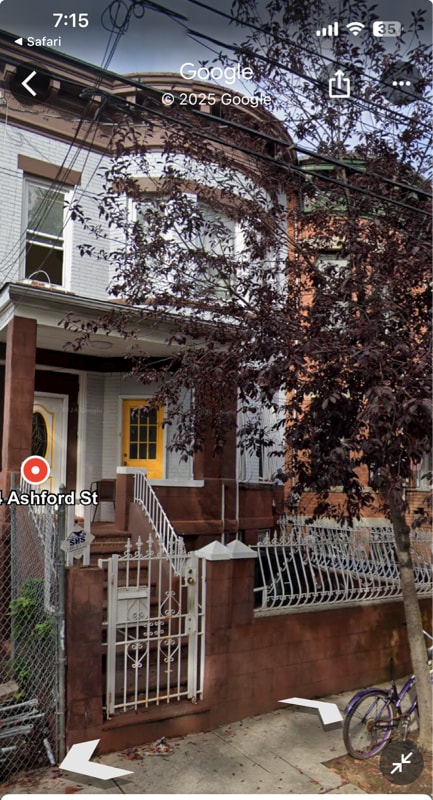 Photo - 564 Ashford St
