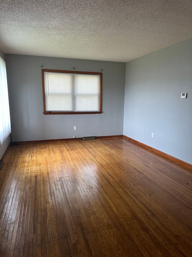 Photo - 302 Sherman Ave