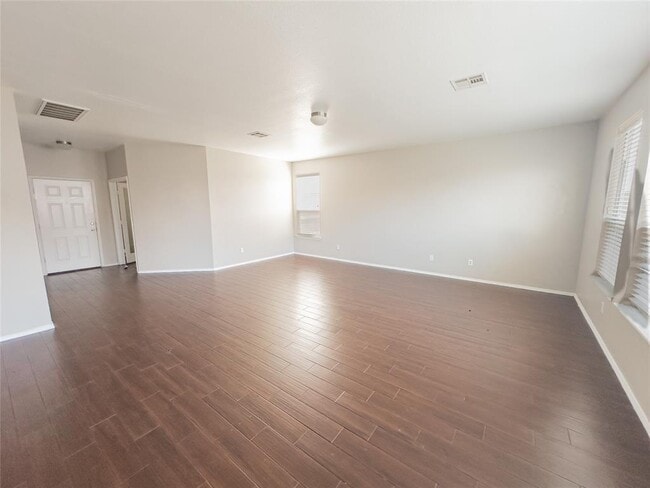 Photo - 9909 Fantail Ln