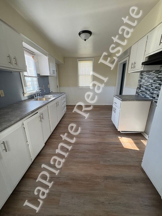 Photo - Spacious 4-Bed Home with Fresh Updates in Toledo’s Old South End