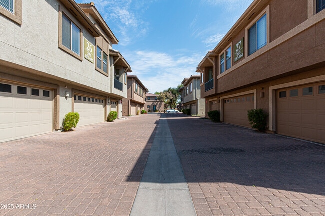 Photo - 1225 N 36th St