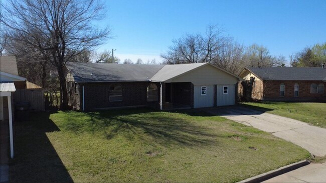 Photo - Charming 5 Bedroom House