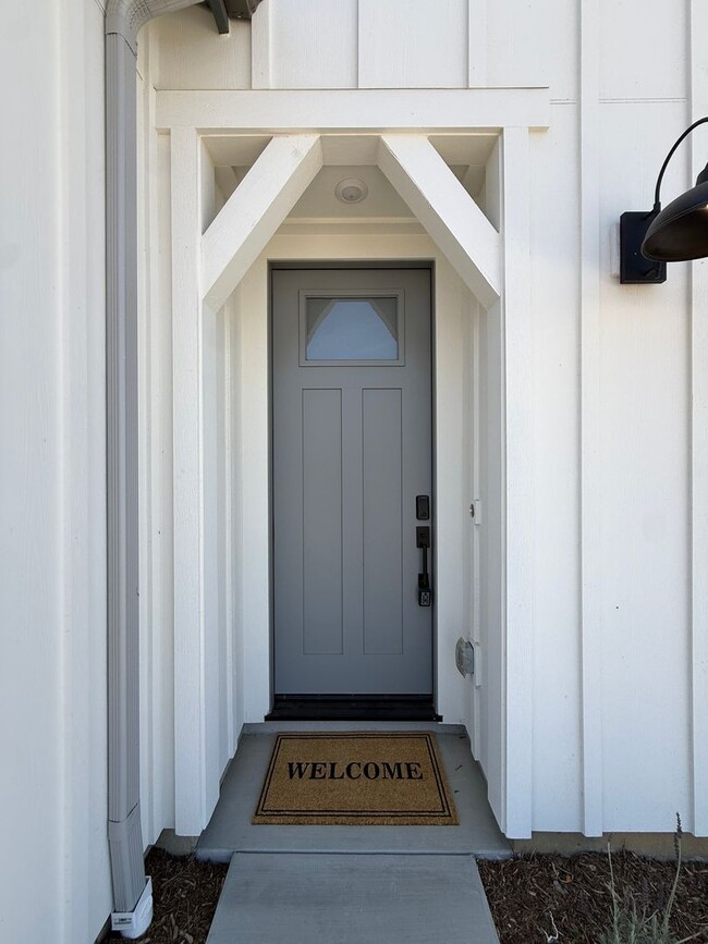 Photo - Beautiful New-Build Home in Peaceful Wine Country Setting