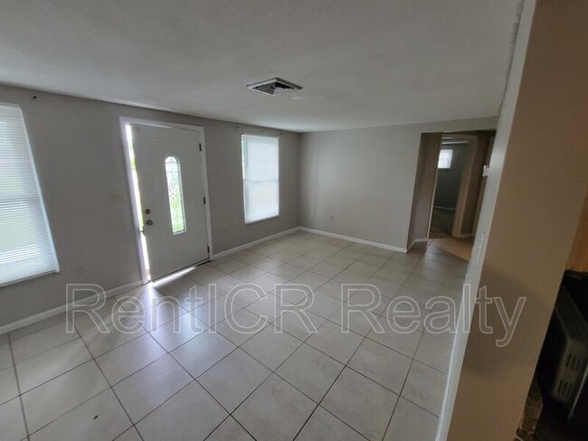 Photo - 7914 Wallaba Ln