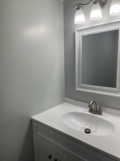 Photo - 128 Rainbow Ct