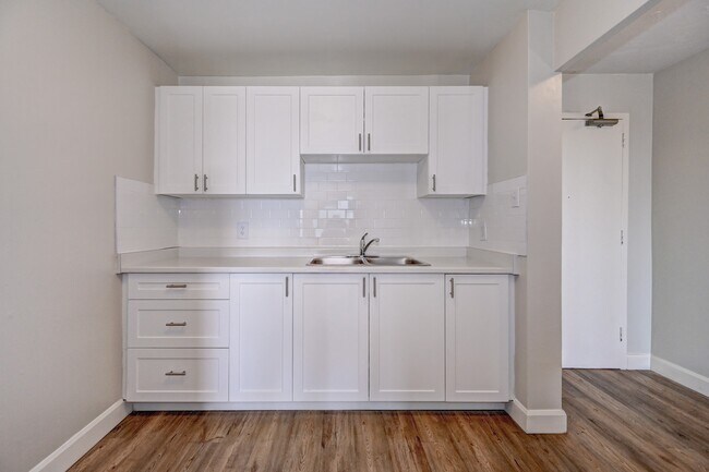 Photo - Dawson Road Apartments