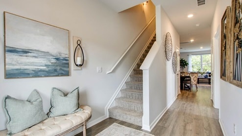 Photo - 646 Longtail Ln