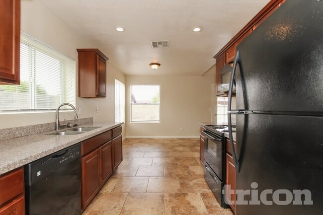 Photo - 6926 W Cameron Dr