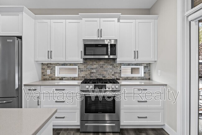 Photo - 2580 Crown Crest Dr