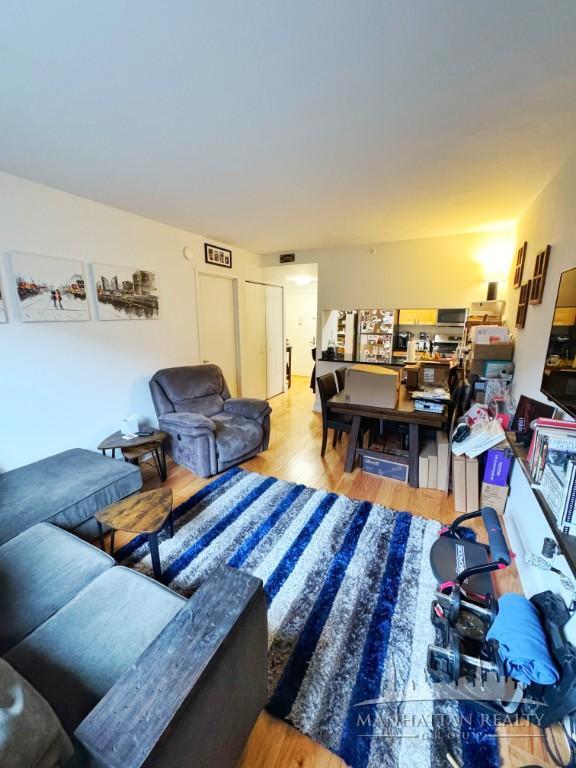 Building Photo - 1 bedroom in New York NY 10025 Unit 706 Rental
