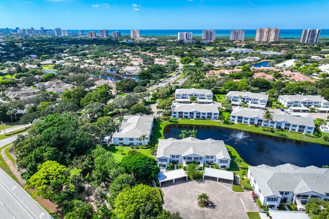 Photo - 886 Tanbark Dr