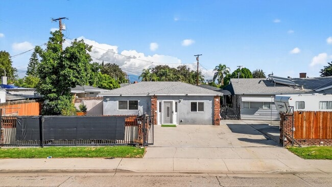 Photo - 1216 Butterfield Rd