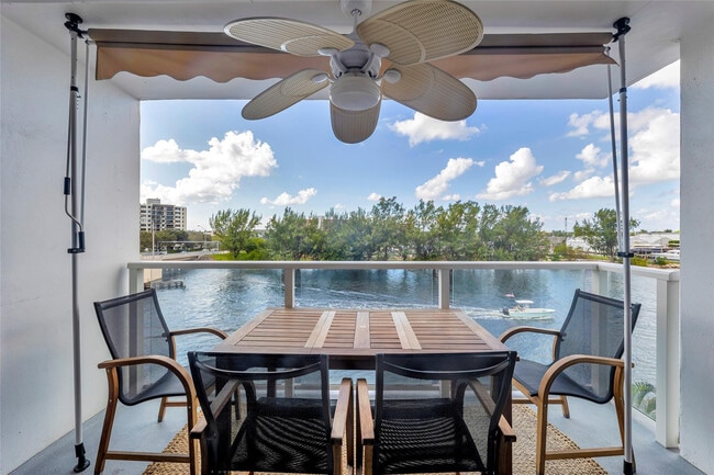 Photo - 1401 N Riverside Dr Unit 503