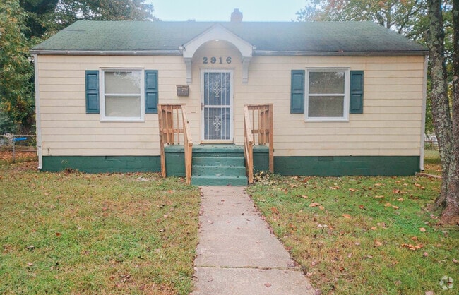 Building Photo - 2916 Lynhaven Ave Rental