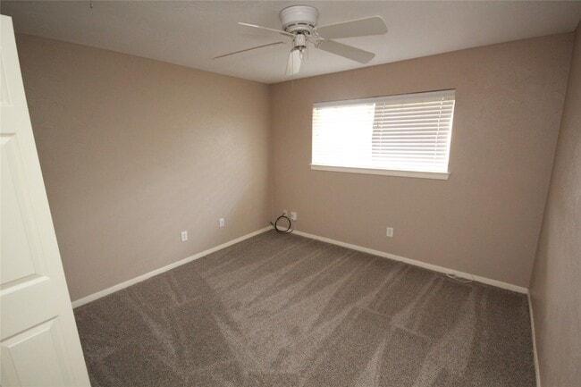 Photo - 7623 Alperton Dr