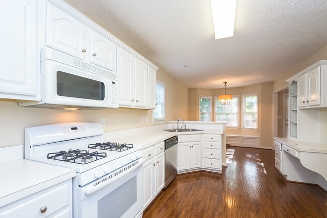 Photo - 39 Crestview Dr