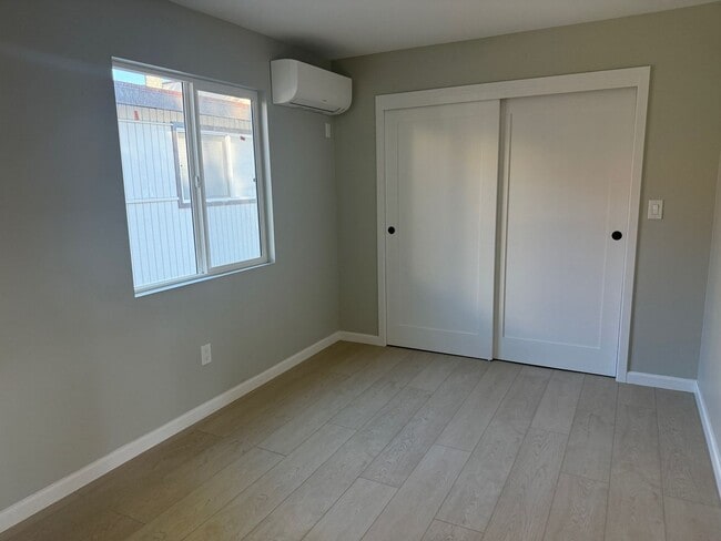 Photo - 2 Bedroom/ 1 Bathroom In Pasadena