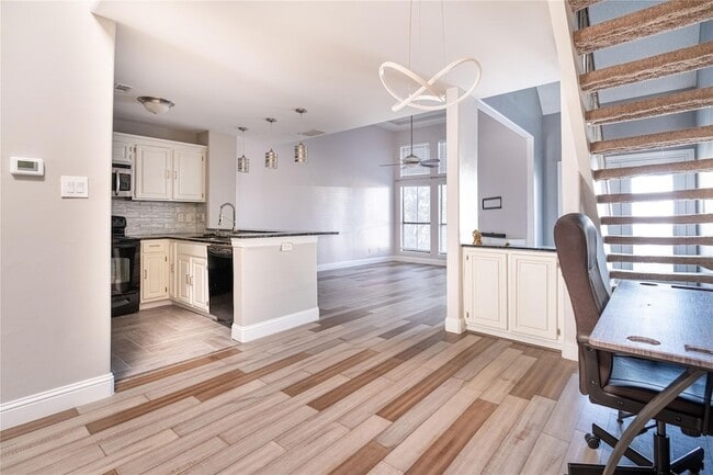 Photo - 3414 Country Club Dr W Unit 232