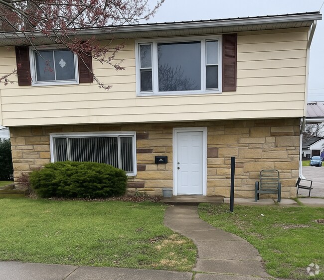 Building Photo - 307 2nd St Unit 307 2nd St Rental