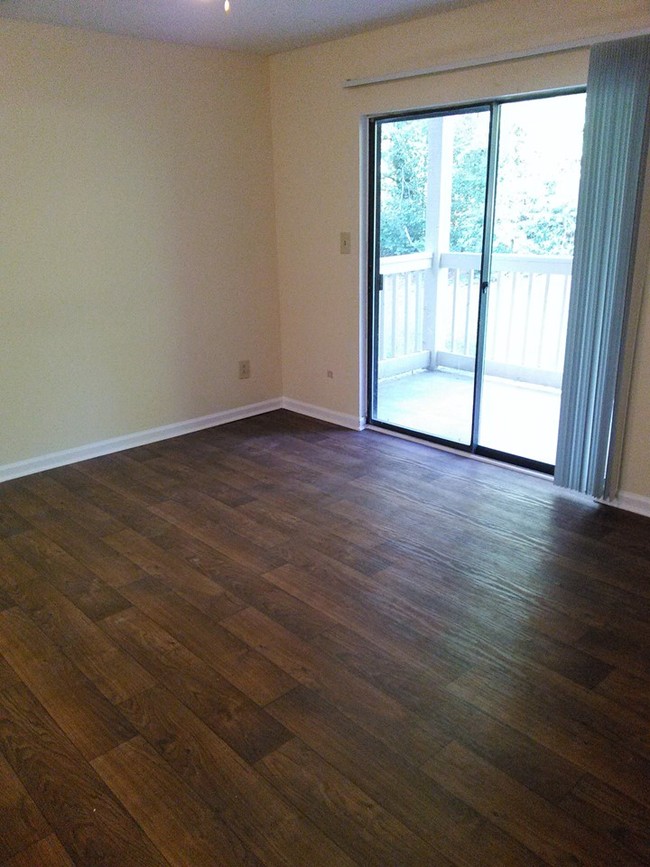 Photo - Oak Ridge Trace