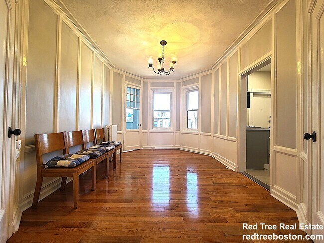 Photo - 1263 Commonwealth Ave Unidad 5